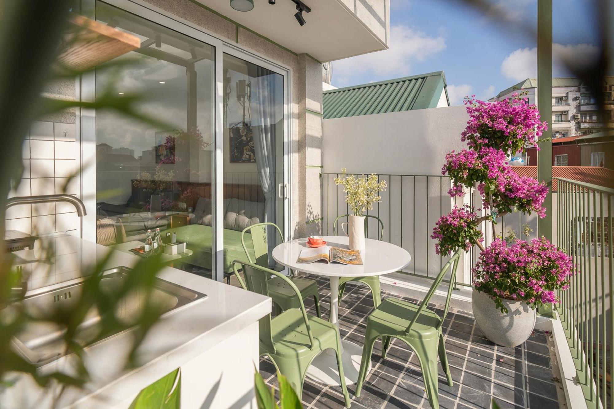 Location/Big Group/Private Villa With Pool And Kitchen Ханой Экстерьер фото